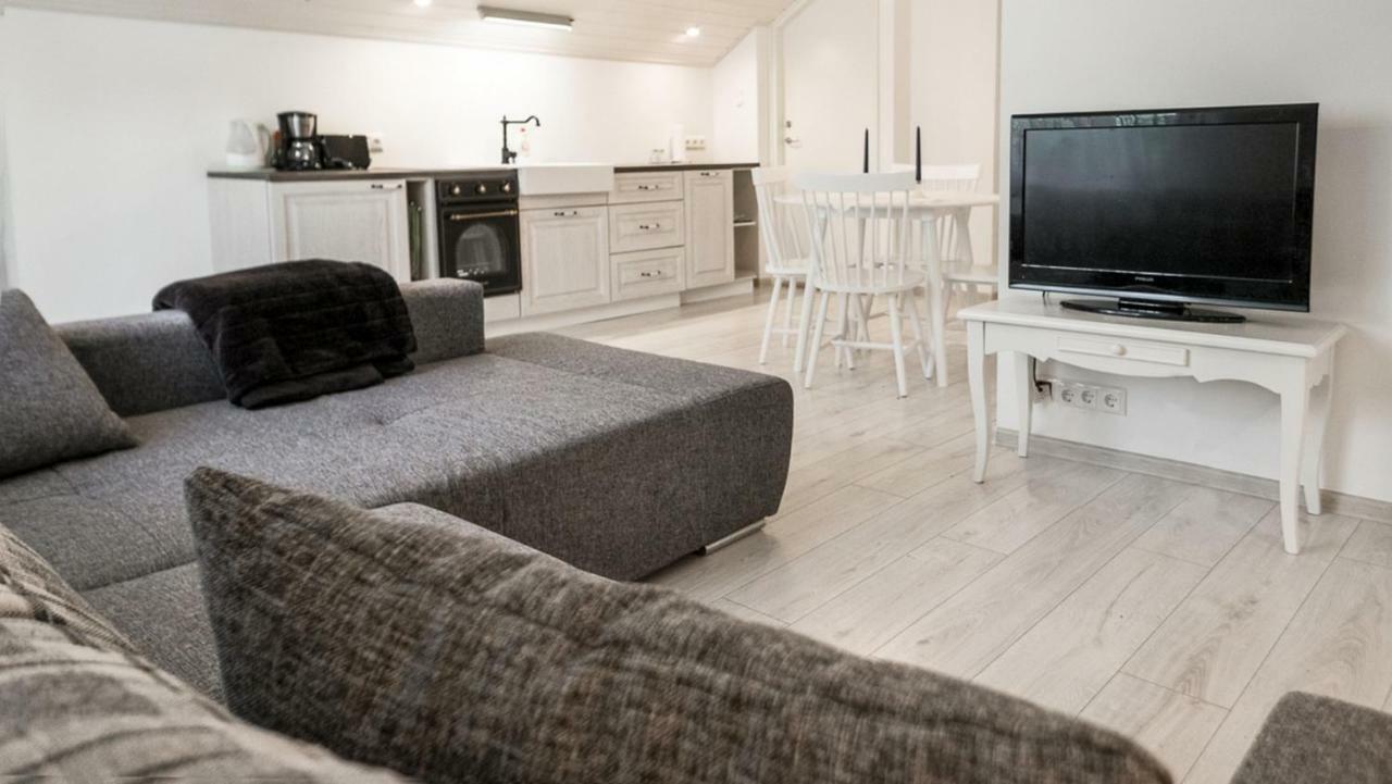 Best Stay- Paernu With Garden Eksteriør bilde
